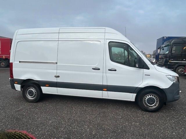 Mercedes Benz Sprinter esprinter