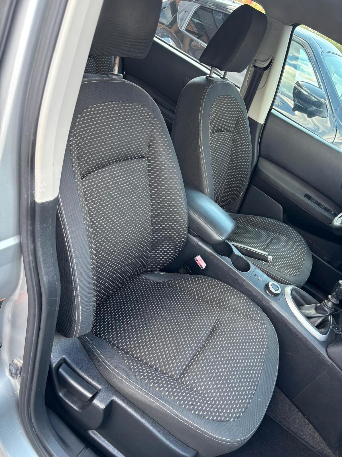 Nissan Qashqai 2.0 dCi DPF 4WD Tekna