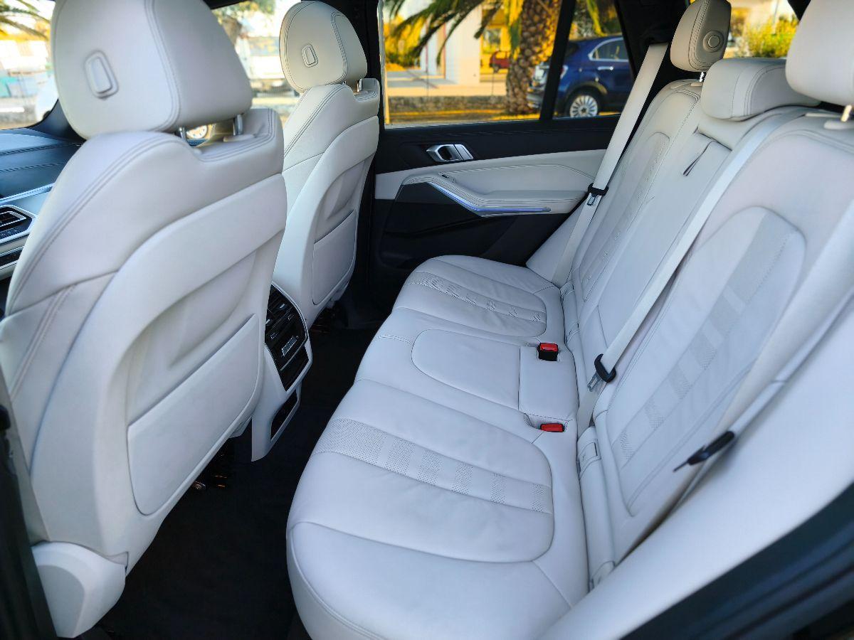 BMW X5 xDrive 25d Tetto/Luci/Pelle
