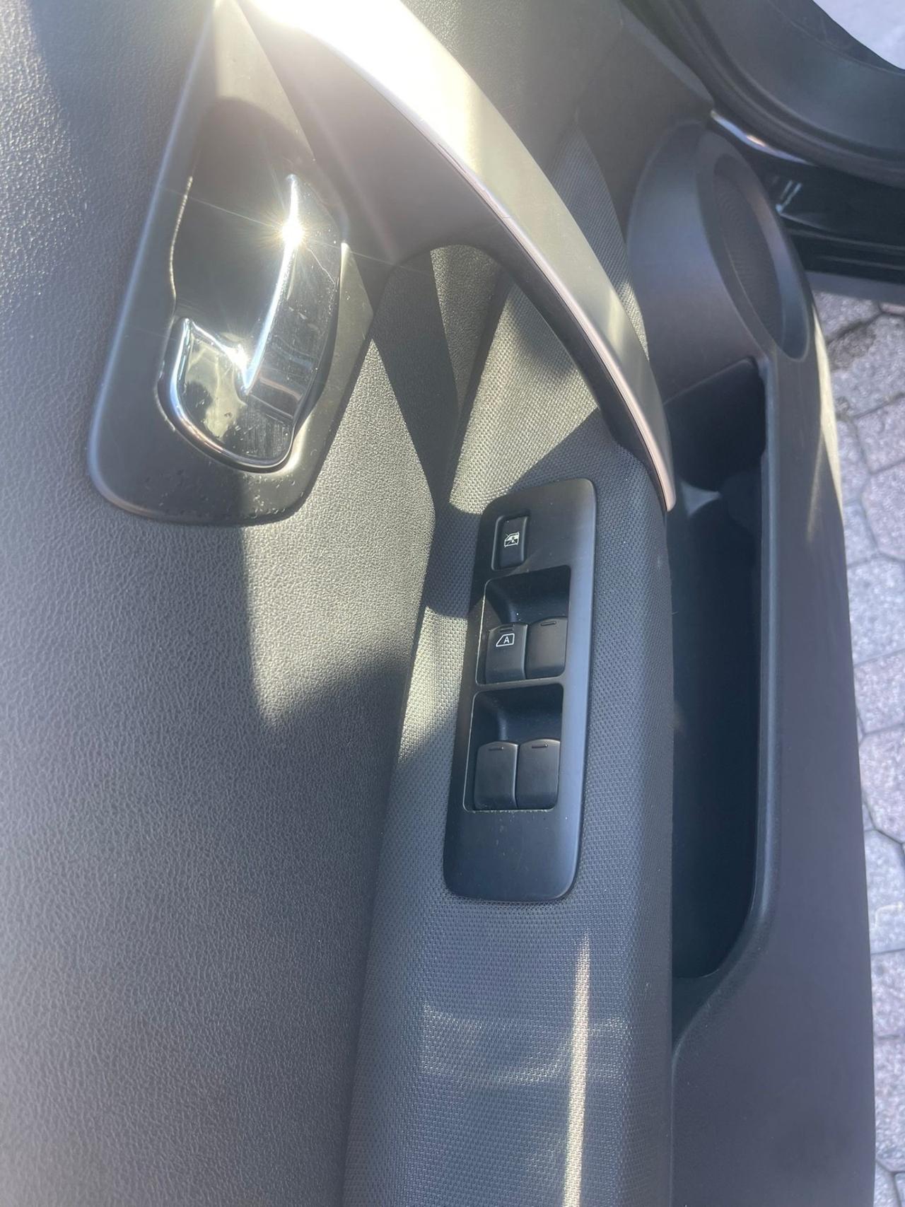 Nissan Qashqai 1.5 dCi DPF Tekna