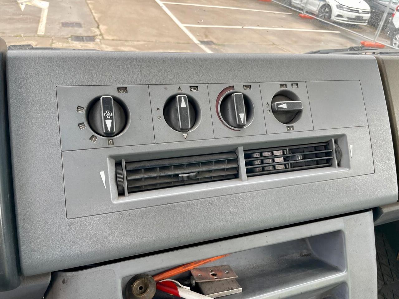 Mercedes Benz VARIO 815D