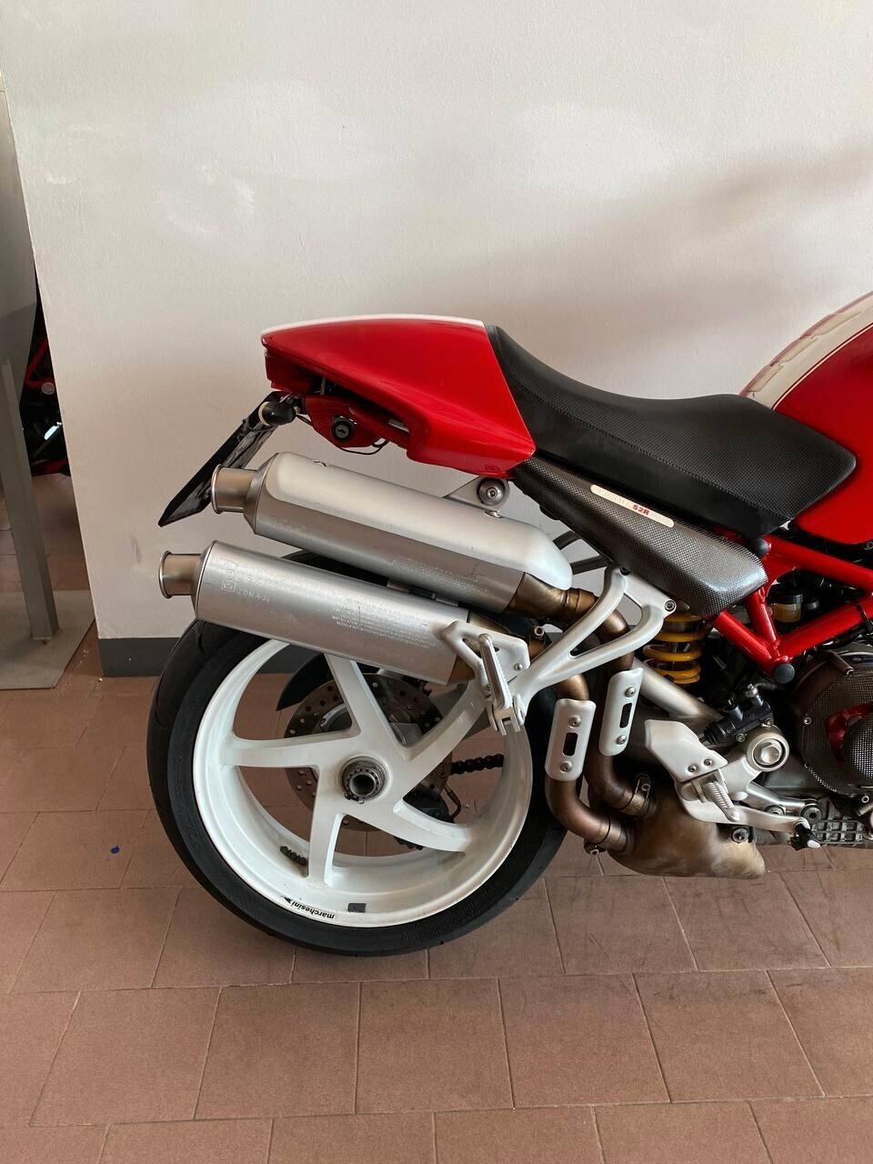 Ducati Monster S2R 1000