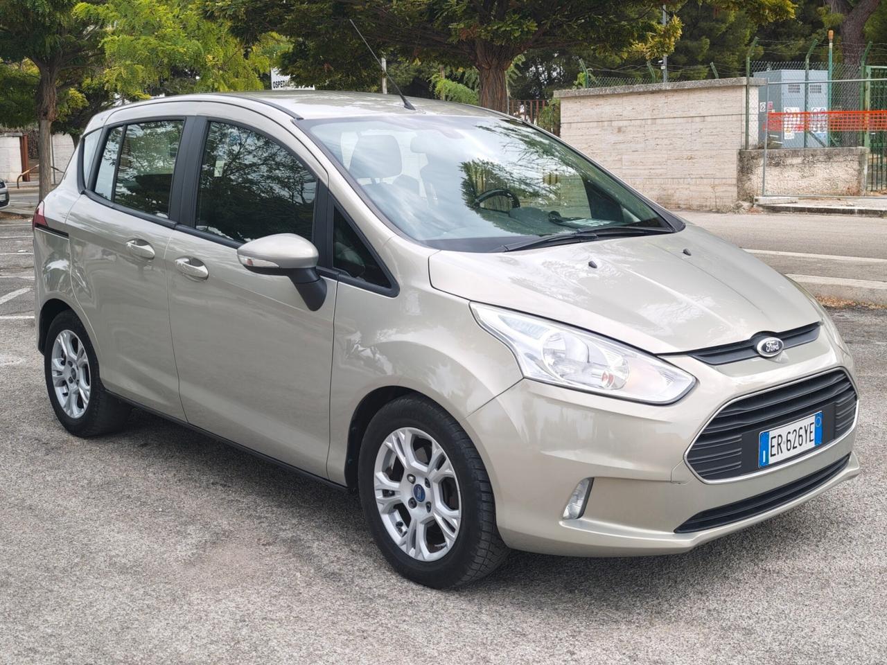 Motore rigenerato Ford B-Max 1.6 TDCi 95 CV Individual