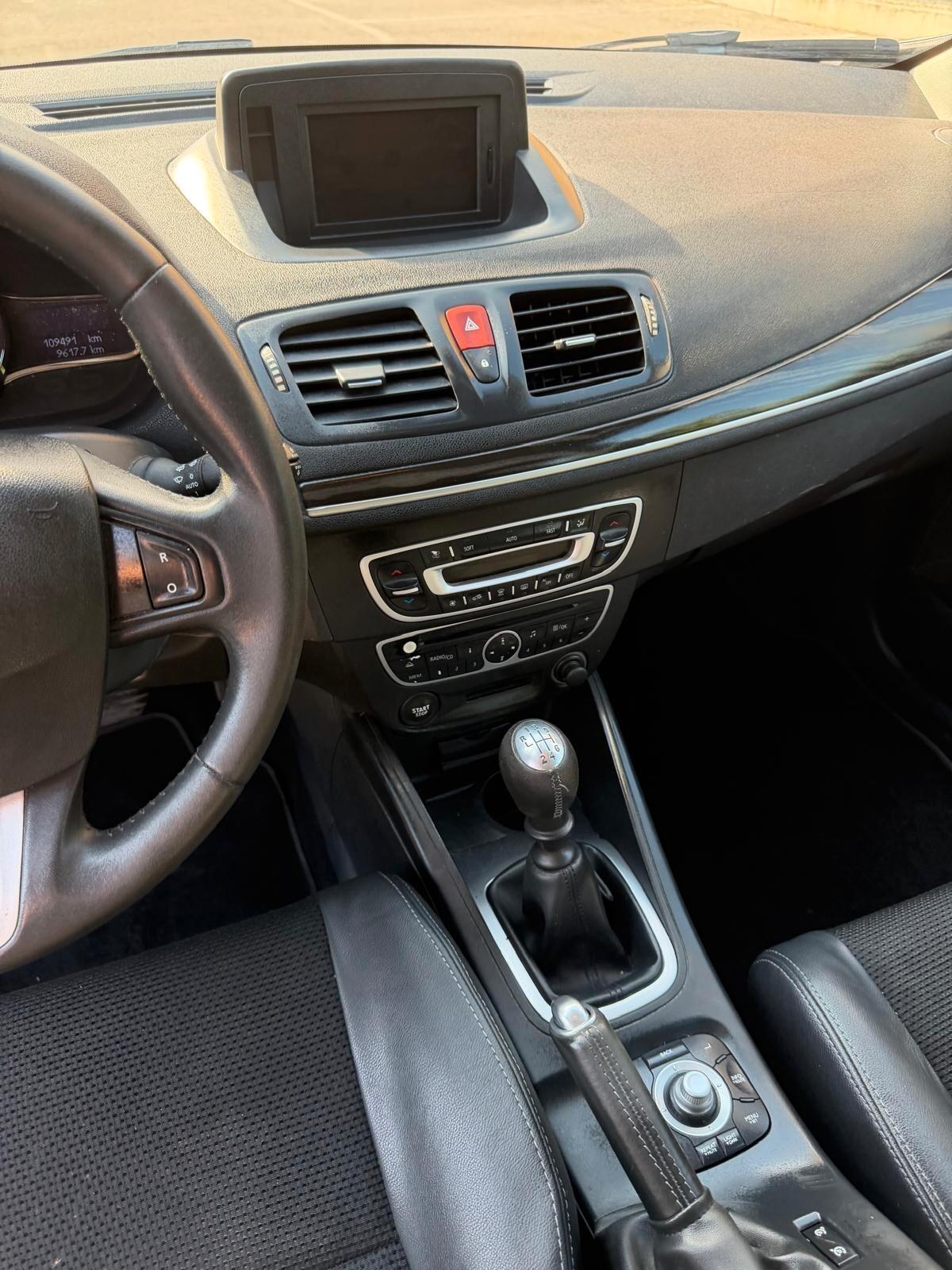 Renault Megane SporTour 1.5 dci - NAV. - 12 MESI DI GARANZIA -