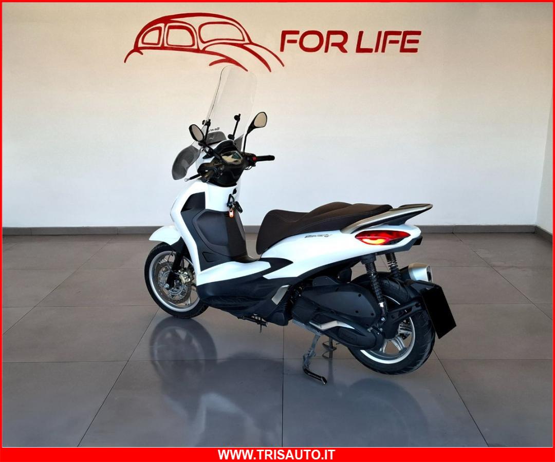 Piaggio Beverly 300 Hp-e