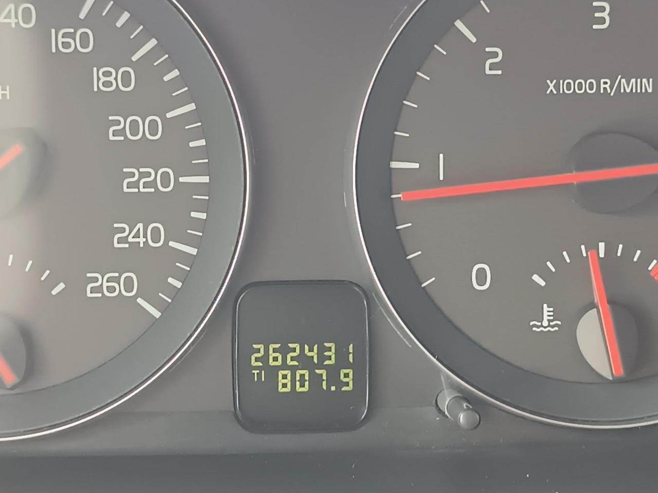 Volvo V50 1.6d R-design