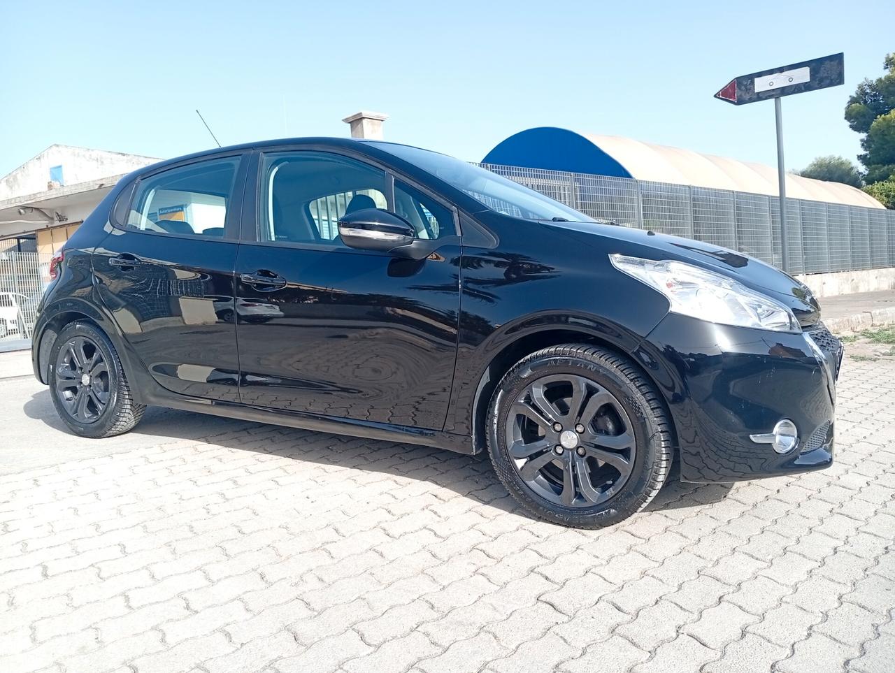 Peugeot 208 PureTech 82 5 porte Active