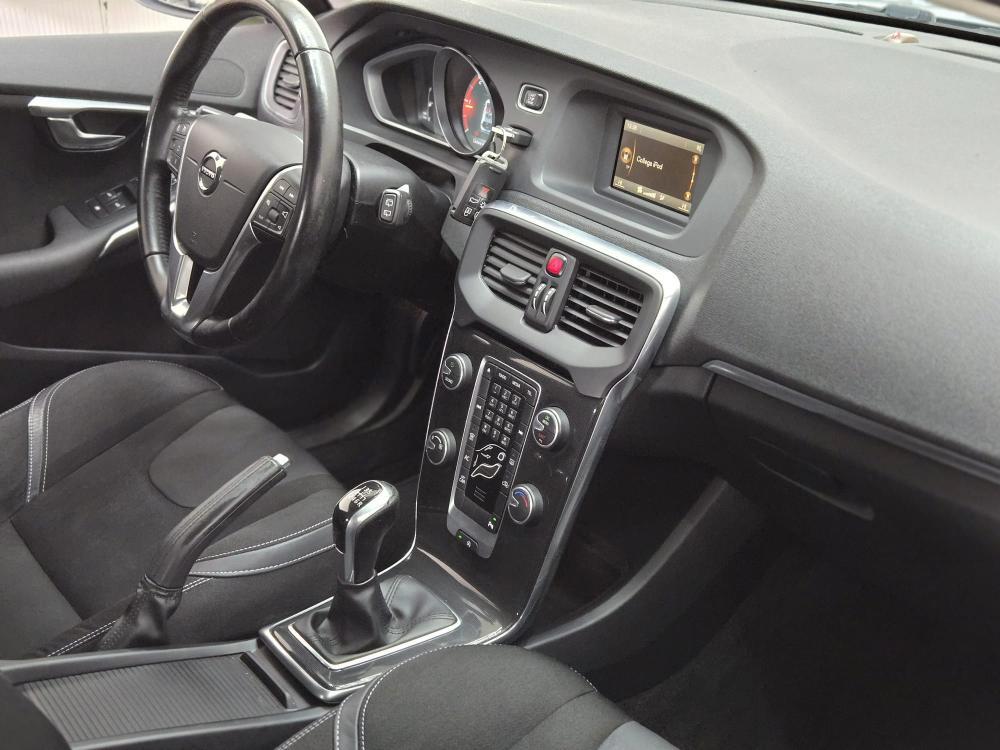 Volvo V40 2.0 d2 Momentum my17
