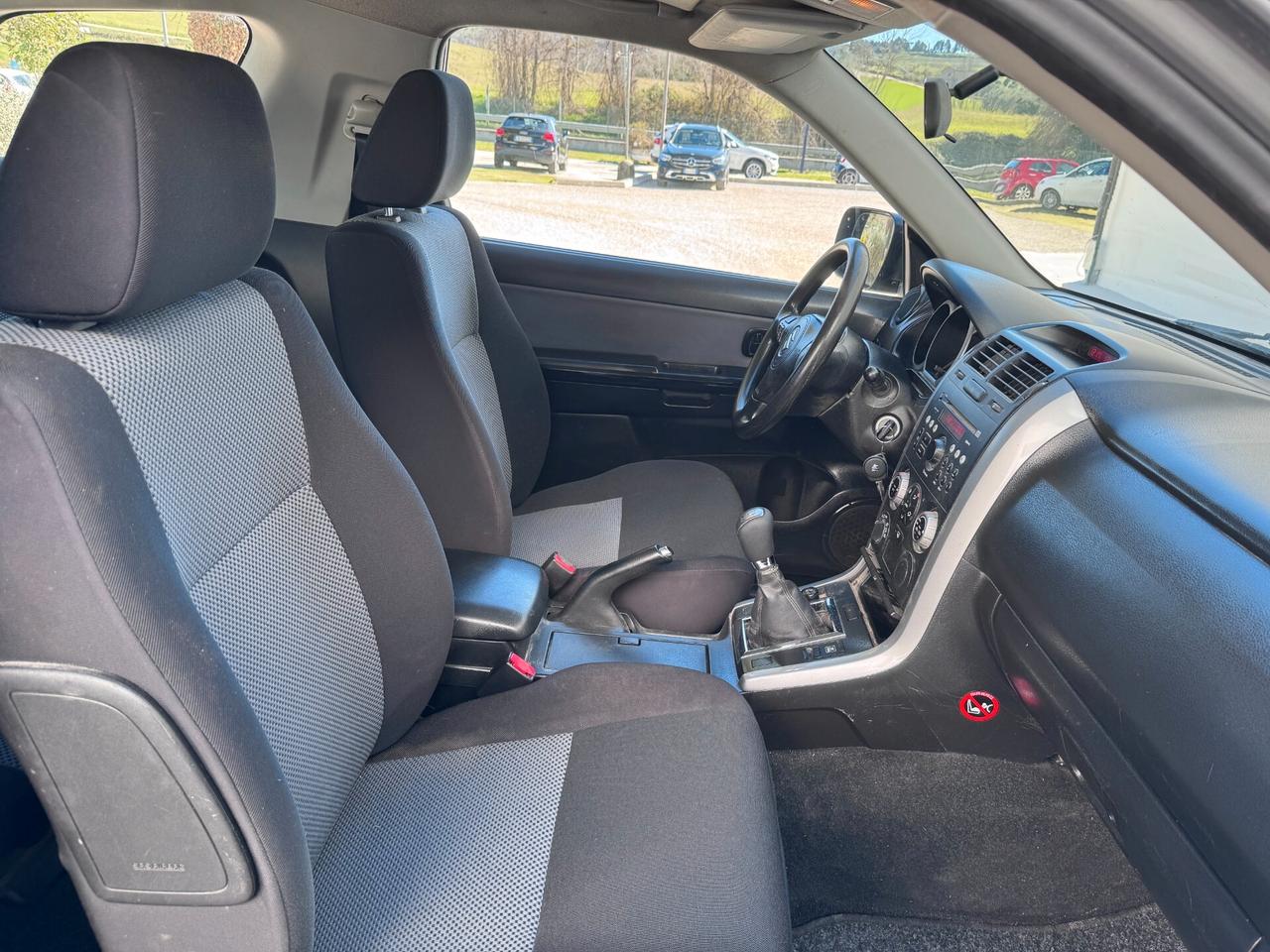 Suzuki Grand Vitara 1.9 DDiS 3 porte GANCIO TRAINO + RIDOTTE