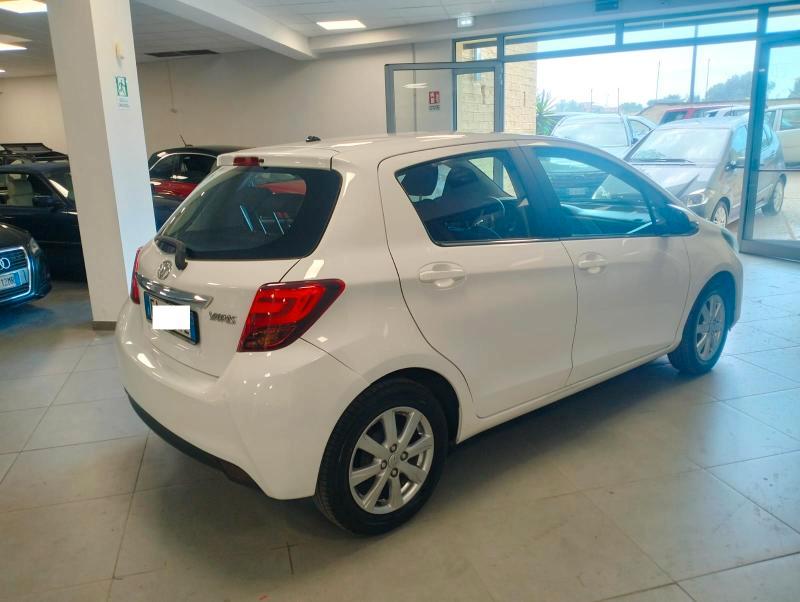 Toyota Yaris 5 Porte Yaris 5p 1.0 Cerchi Camera