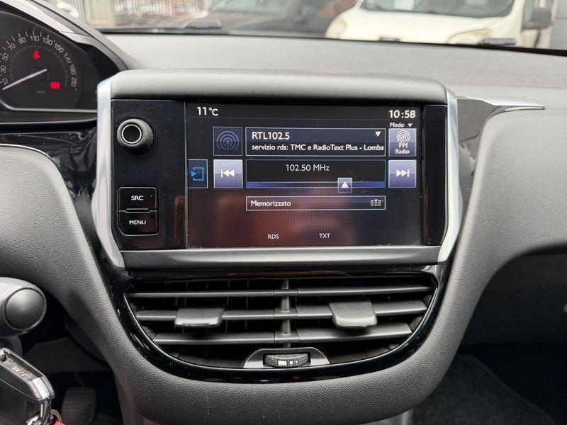 Peugeot 208 208 5p 1.2 puretech Allure 82cv DISTRIBUZIONE ESEGUITA NEL 2025