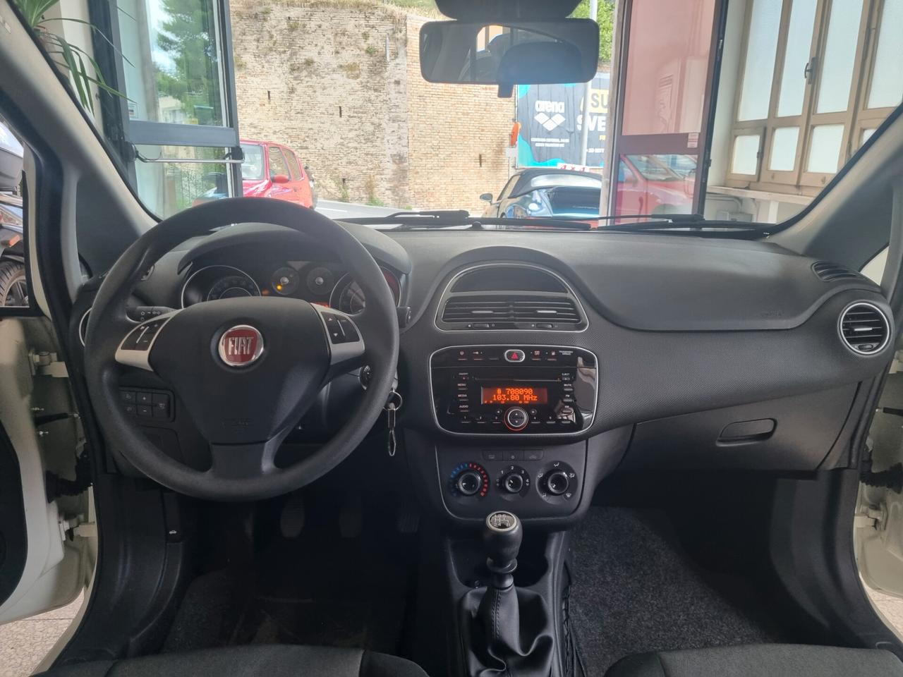 Fiat Punto 1.4 8V 5 porte Natural Power Street