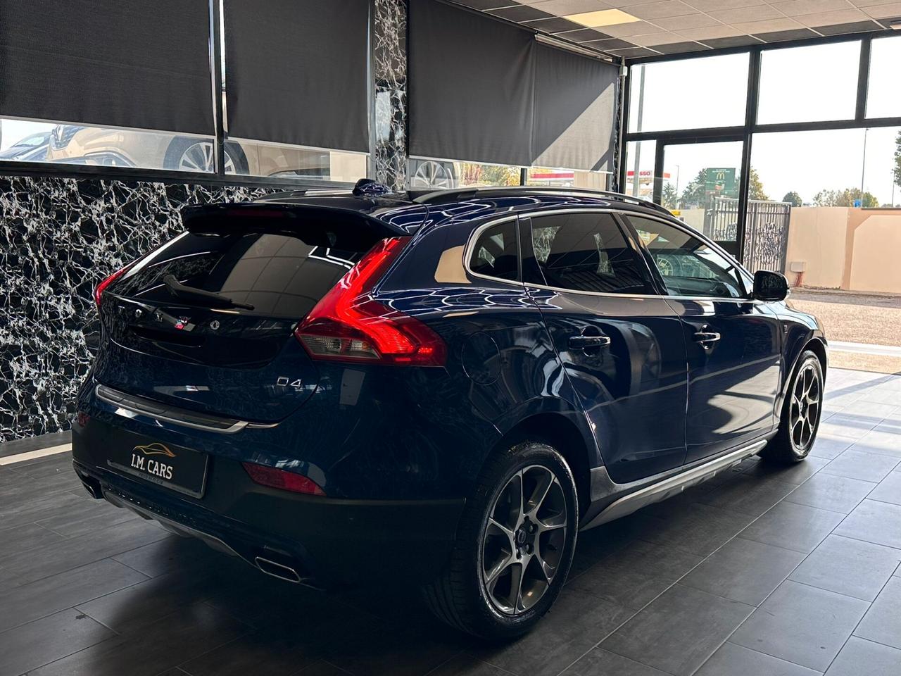 Volvo V40 Cross Country D4 Ocean Race