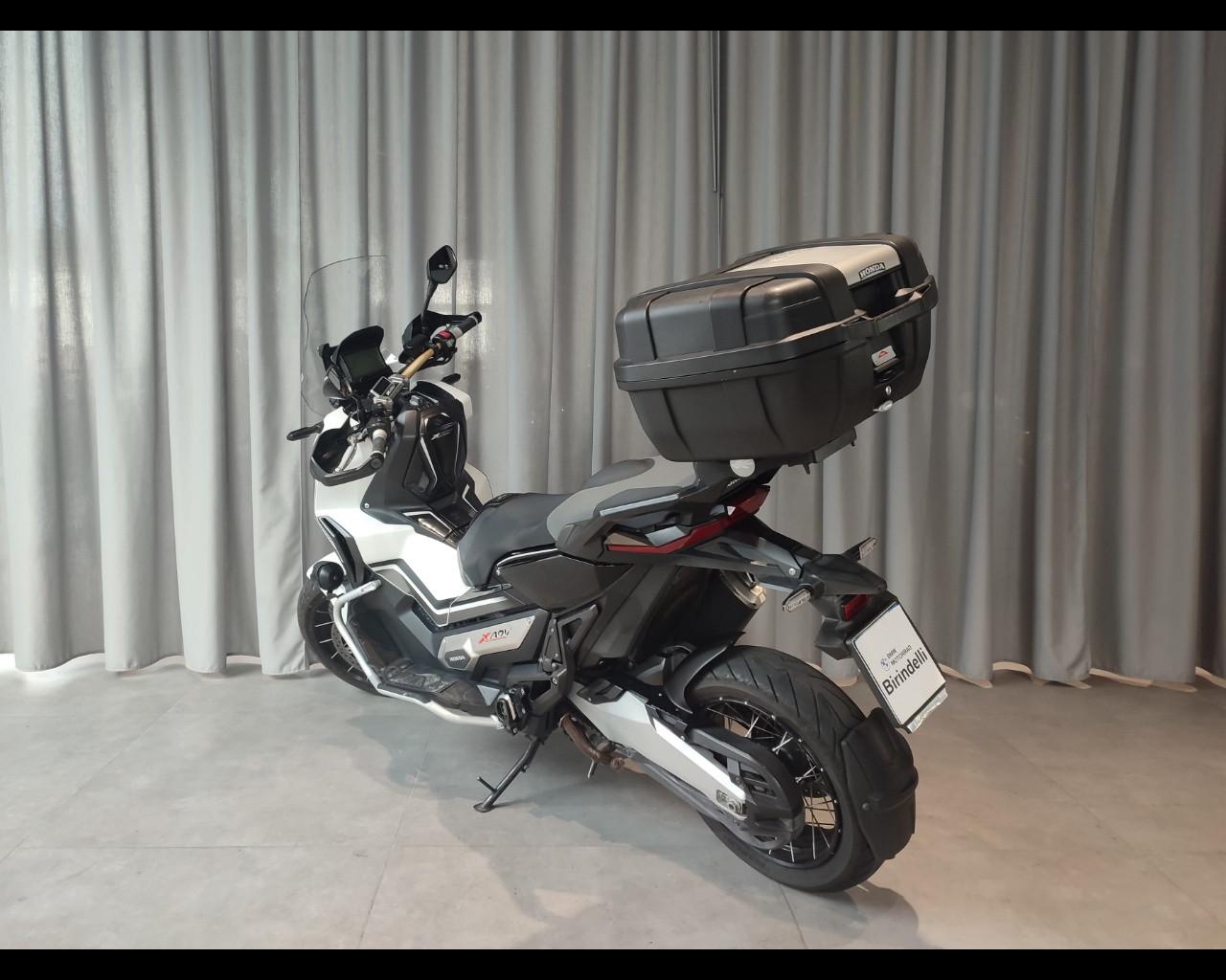 Honda X-ADV 750 - ABS DCT Travel Edition