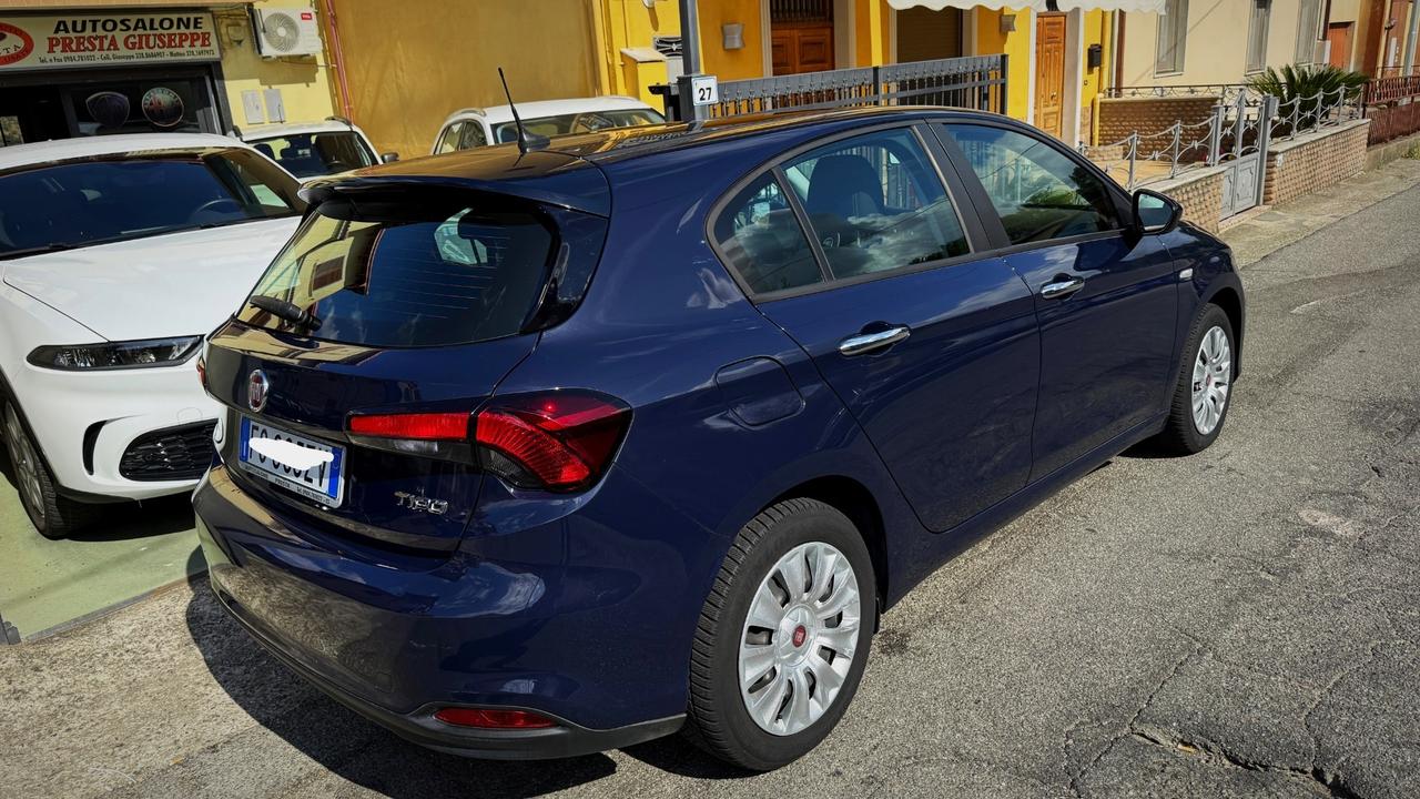 Fiat Tipo 1.6 Mjt 5P Easy - 10/2018