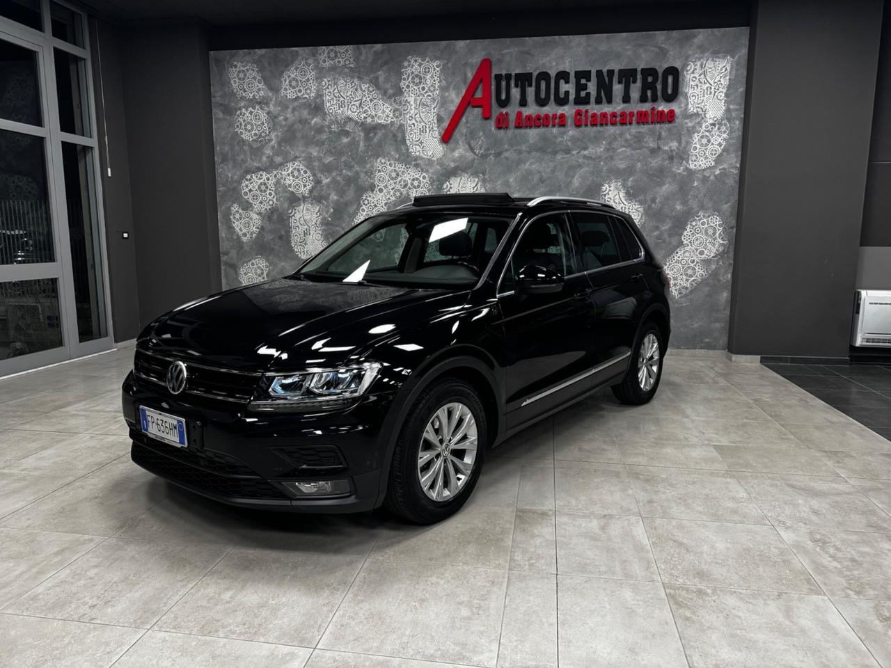 VOLKSWAGEN TIGUAN 2018 1.6 TDI TETTO APRIBILE
