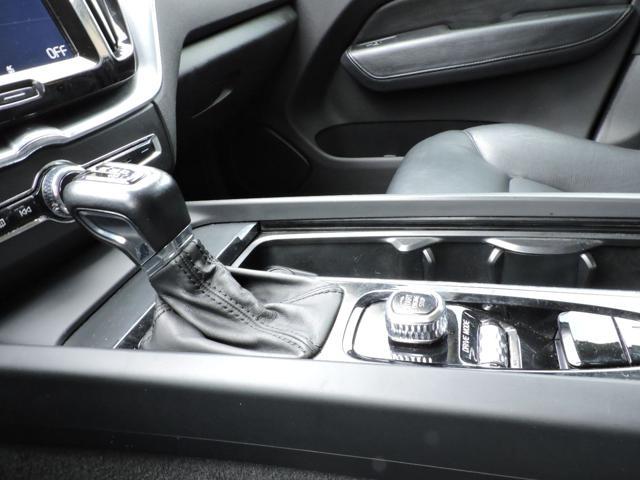 VOLVO XC60 D4 AWD Geartronic Business