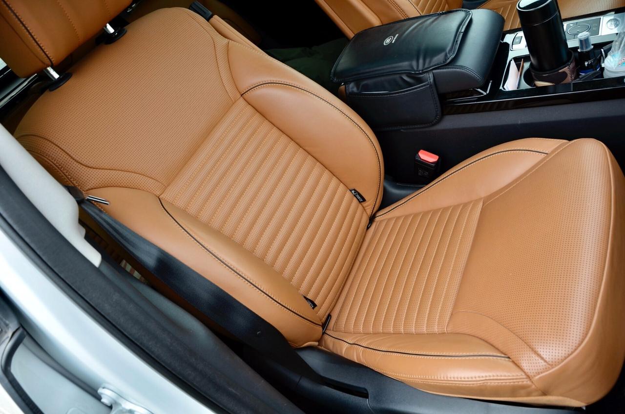 LAND ROVER DISCOVERY 2.0 SD4 HSE LUXURY 240cv AUTO 5 POSTI, SERVICE LAND ROVER, TETTO, HI-FI MERIDIAN, FULL LED, PELLE, PERMUTE