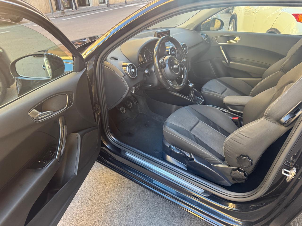 Audi A1 1.6 TDI 90cv Guida Idonea Neo Patentati