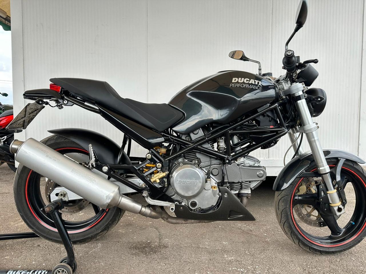 Ducati Monster 600 - 2001