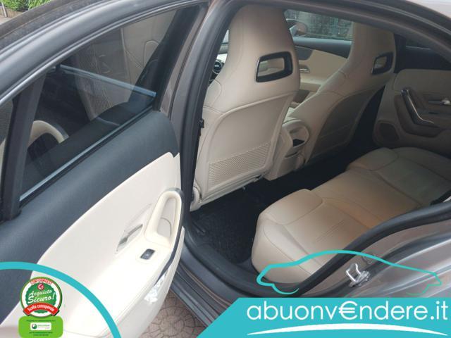 MERCEDES-BENZ A 200 Executive