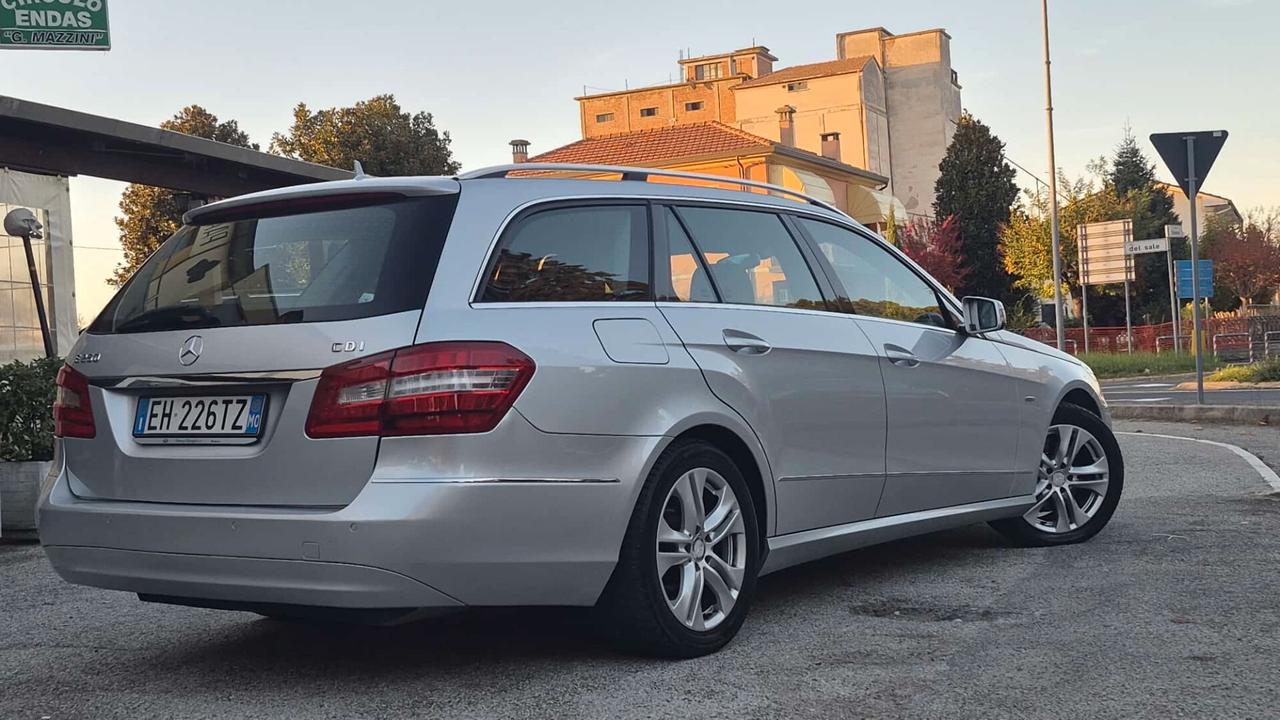 Mercedes-benz E 250 220 CDI BlueEFFICIENCY Avantgarde AMG