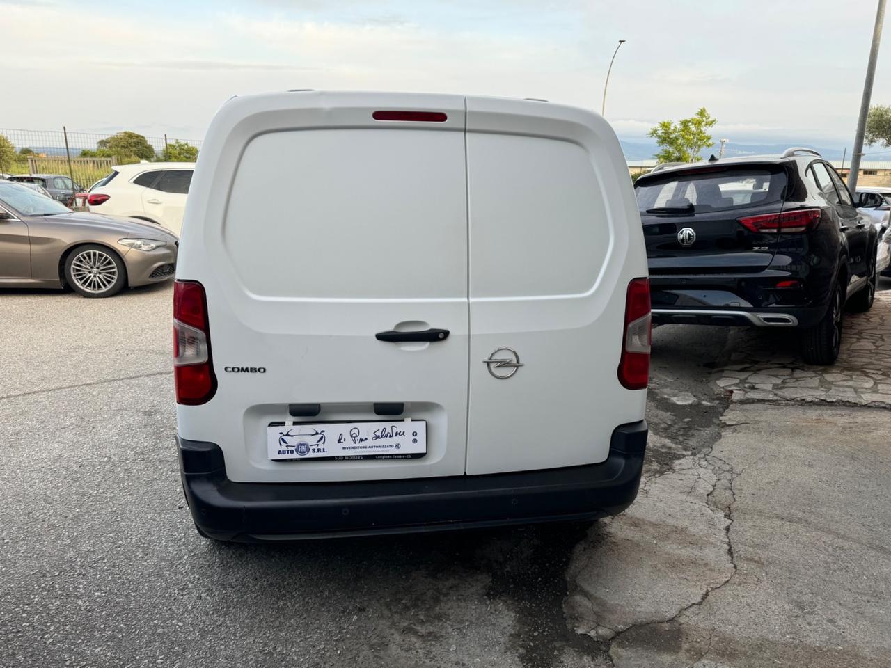 Opel Combo Cargo XL 1.5 Diesel 130CV S&S PL 950kg Edition