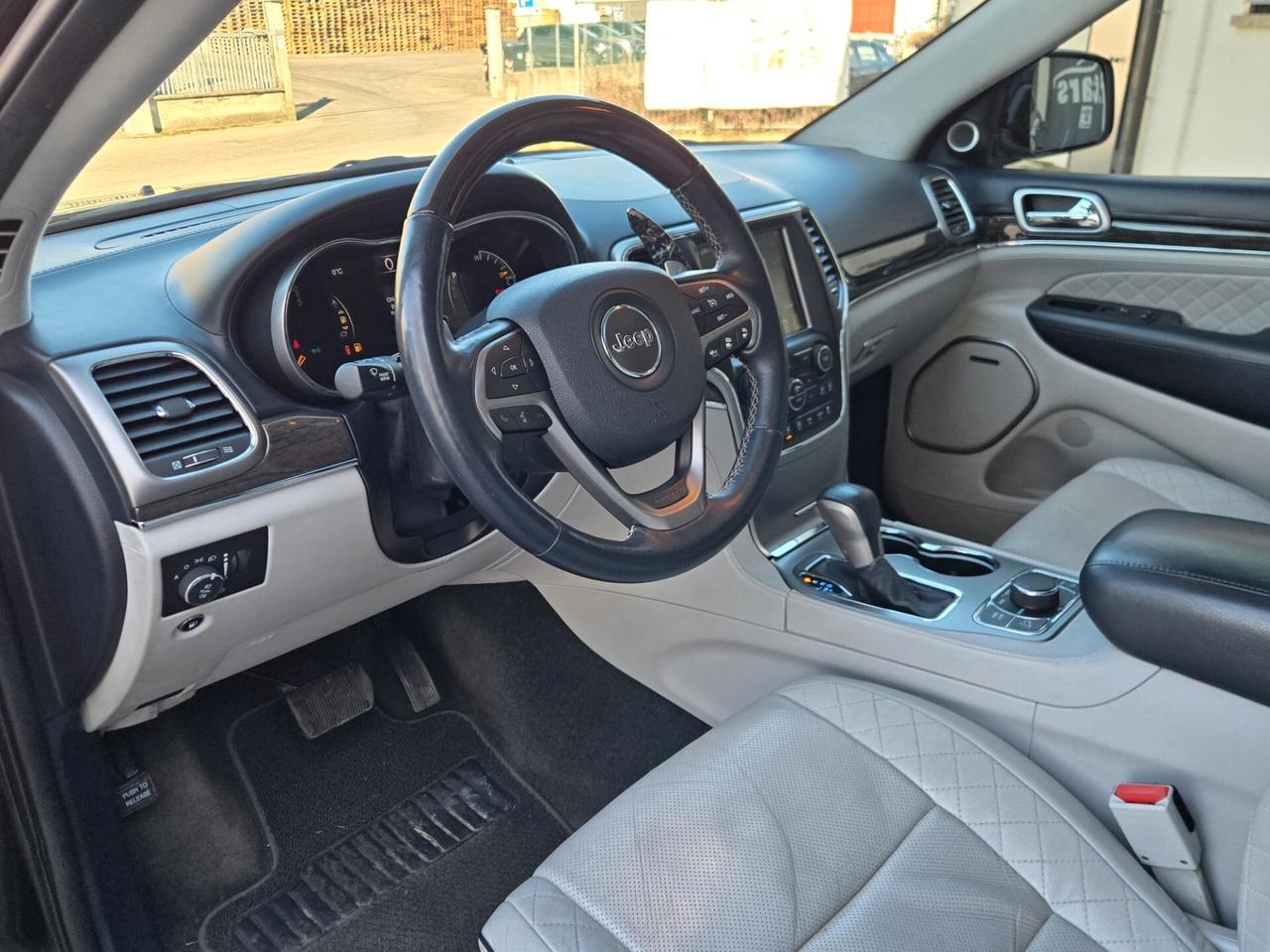 Jeep Grand Cherokee 3.0 V6 CRD 250 CV Summit