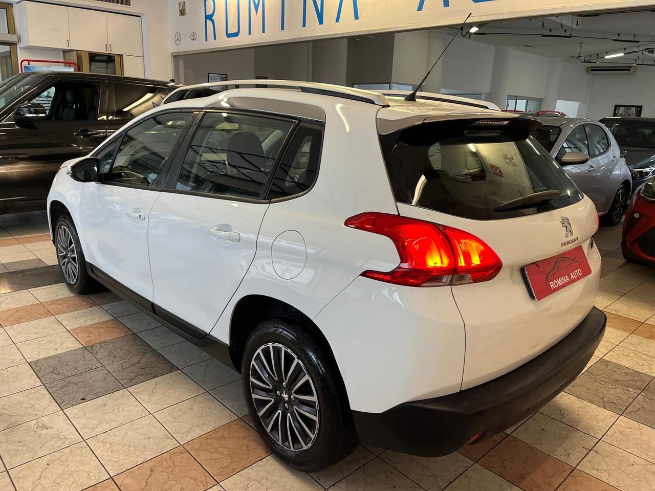 Peugeot 2008 PureTech 82 ETG5 S&S Allure