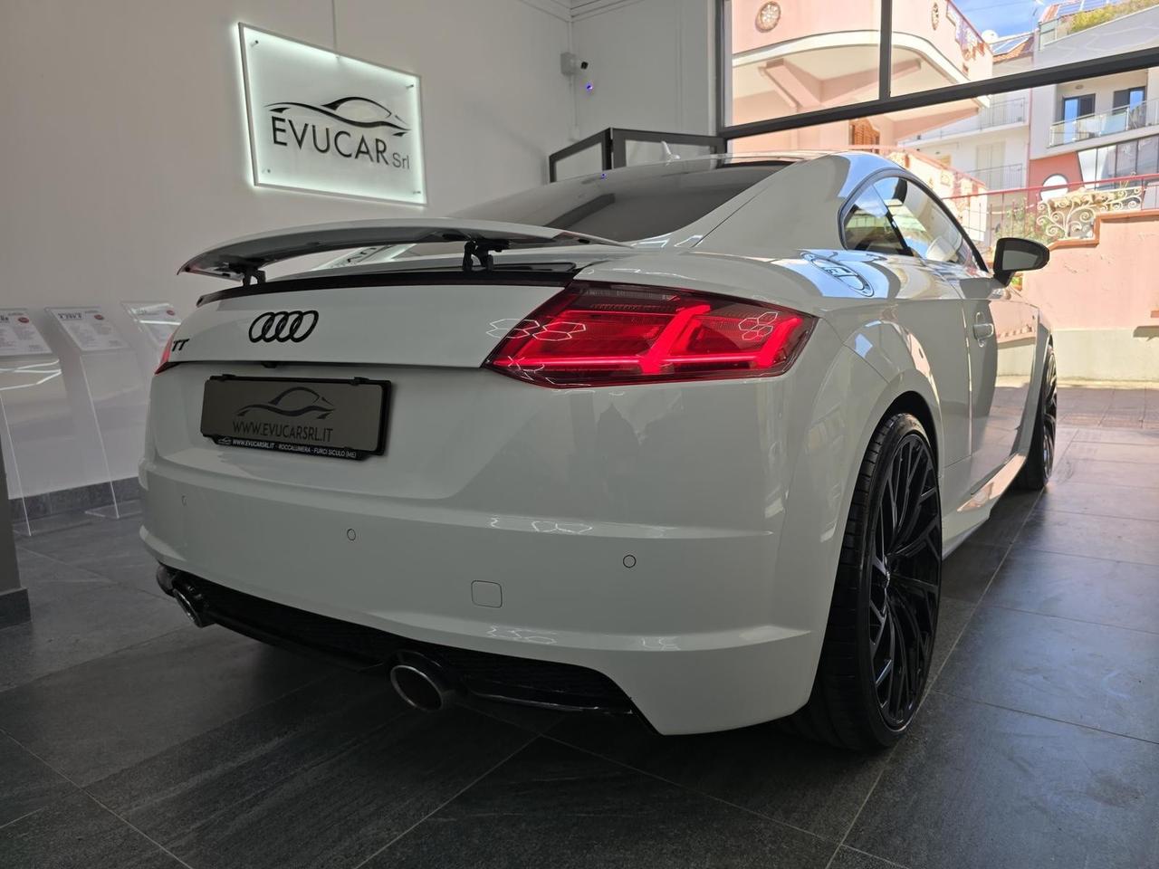 Audi TT Coupé 2.0 TDI ultra S line