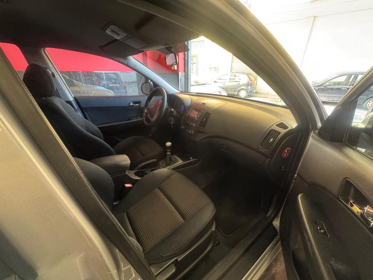 Hyundai i30 1.6 CRDi VGT 16V 90CV 5p.