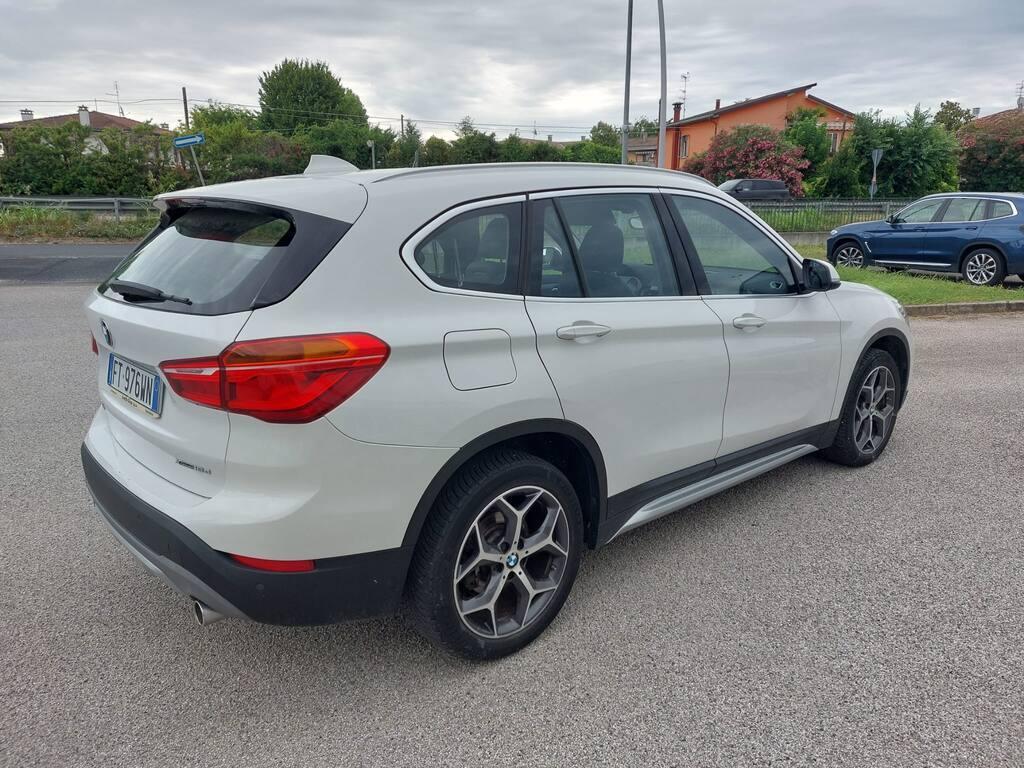 BMW X1 18 d xLine xDrive Steptronic