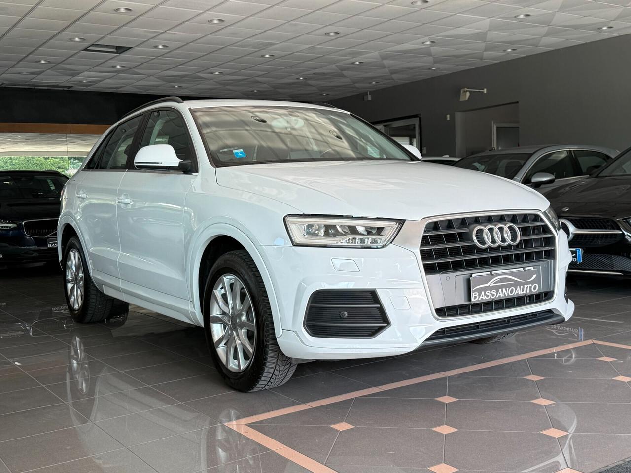 Audi Q3 2.0 tdi Business 150cv GANCIO TRAINO !