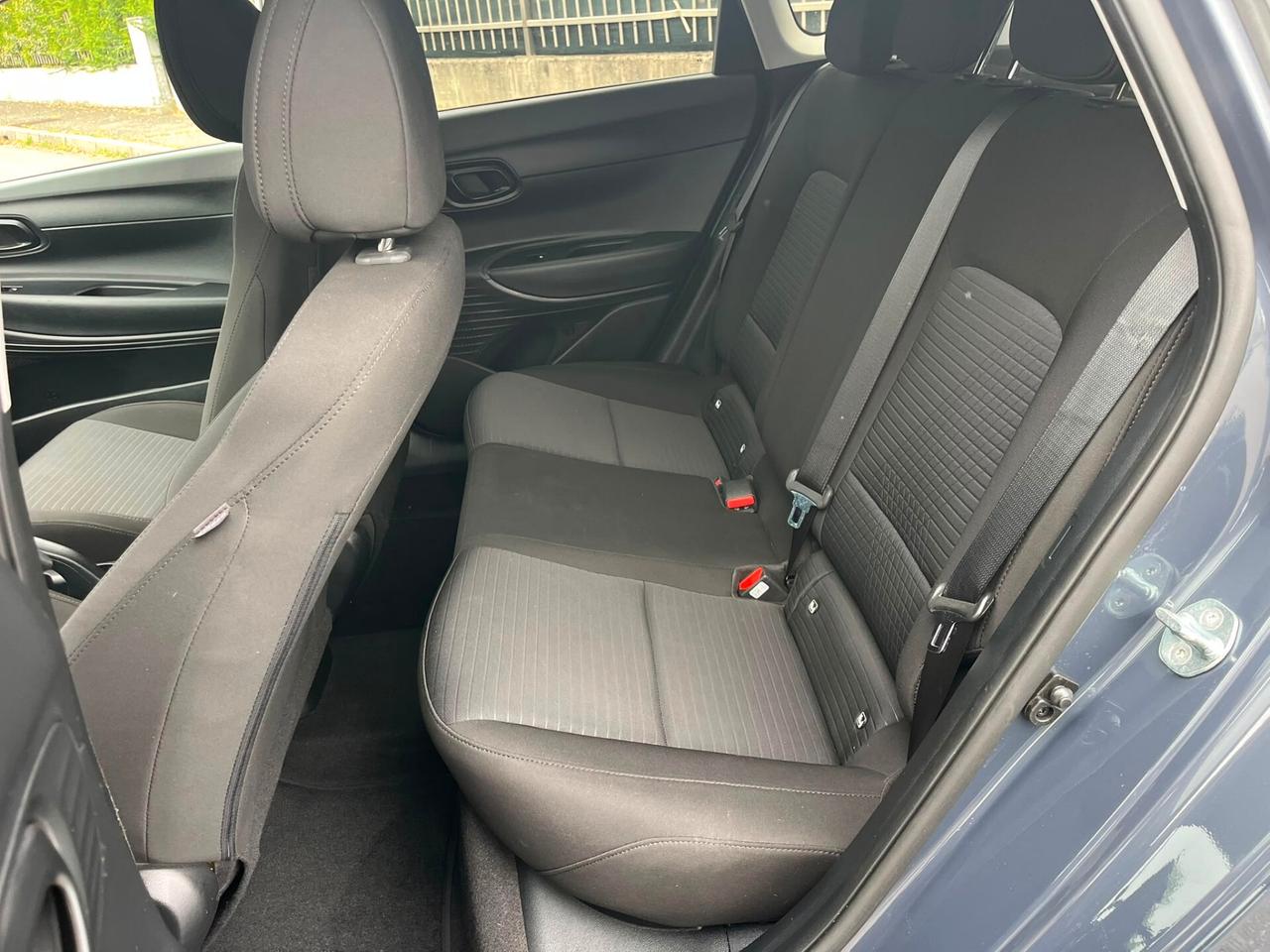 Hyundai i20 1.2 BENZ SOLO 69.000KM