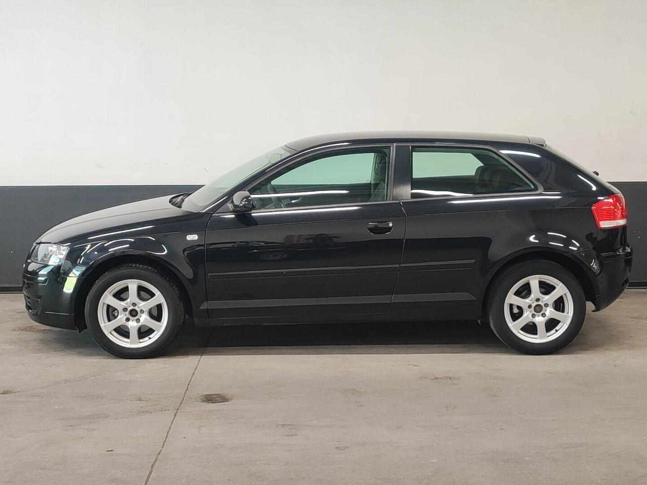 Audi A3 1.6 16V FSI Ambition