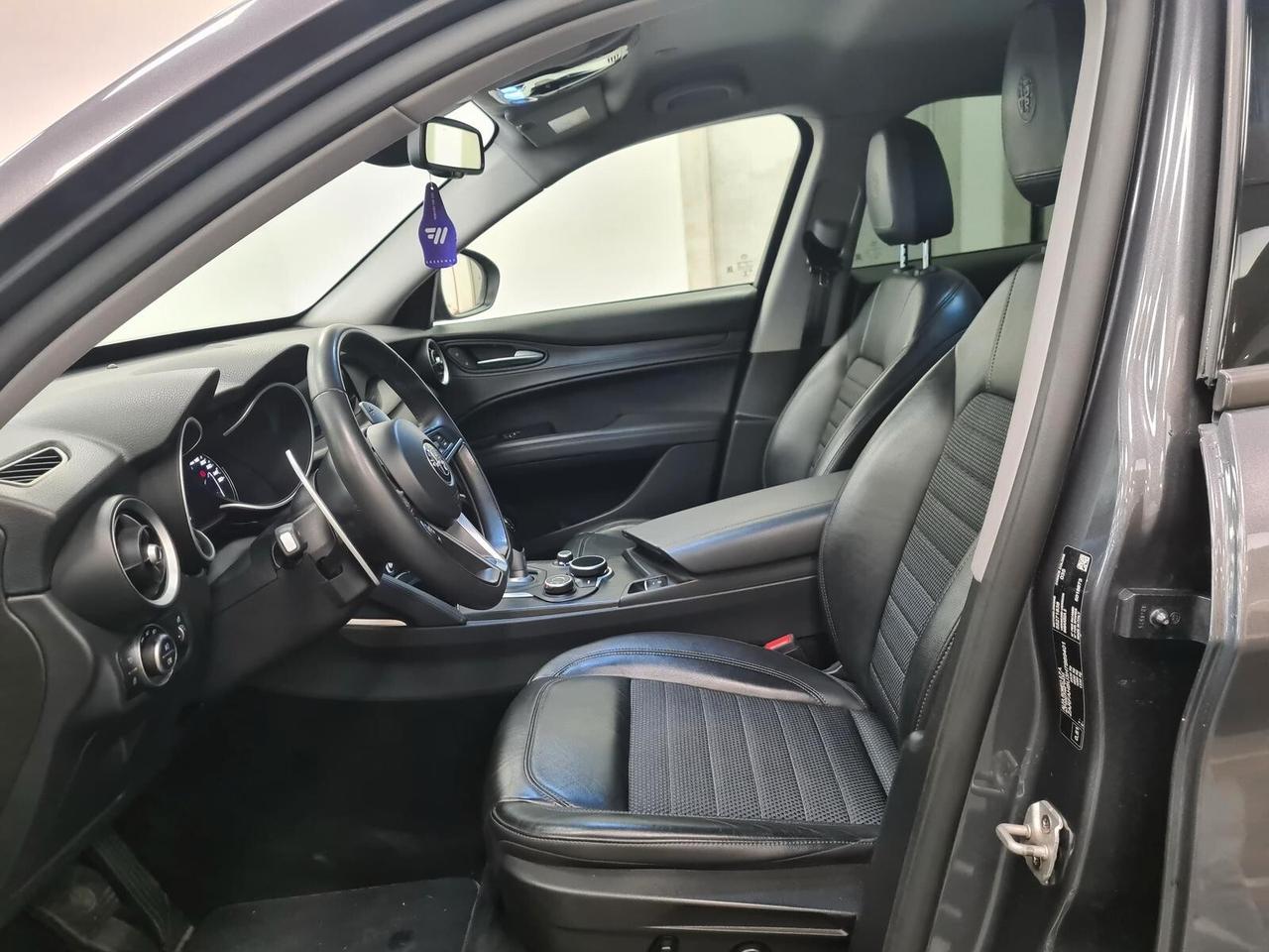 Alfa Romeo Stelvio 2.2 Turbodiesel 210 CV AT8 Q4 Super