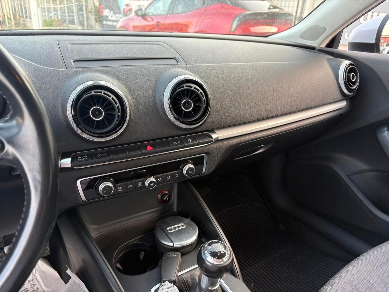 Audi A3 1.6 TDI clean diesel Ambition