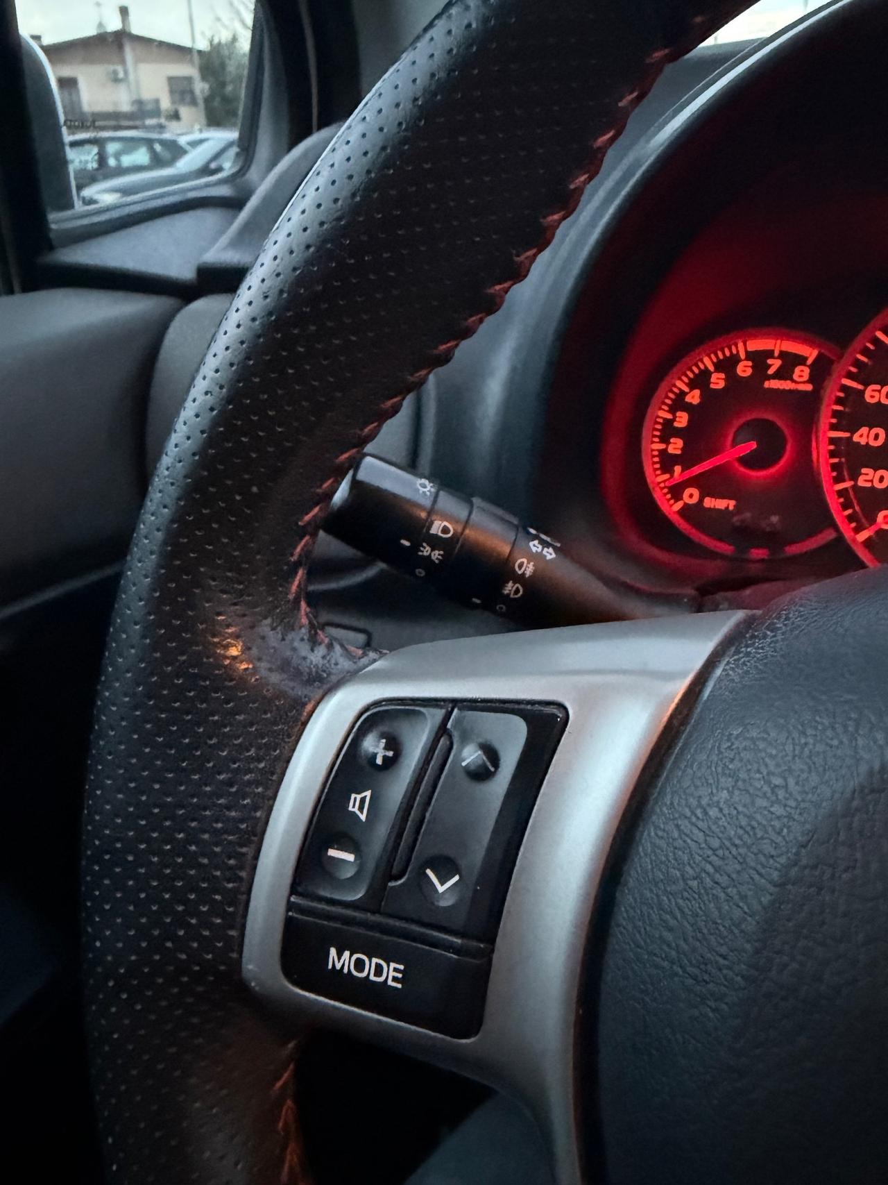 Toyota Yaris 1.3 5PORTE 99CV GOMMATA OK PERFETTA !