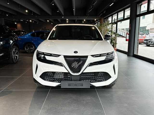 Alfa Romeo Junior 1.2 136 CV Hybrid eDCT6 KM ZERO