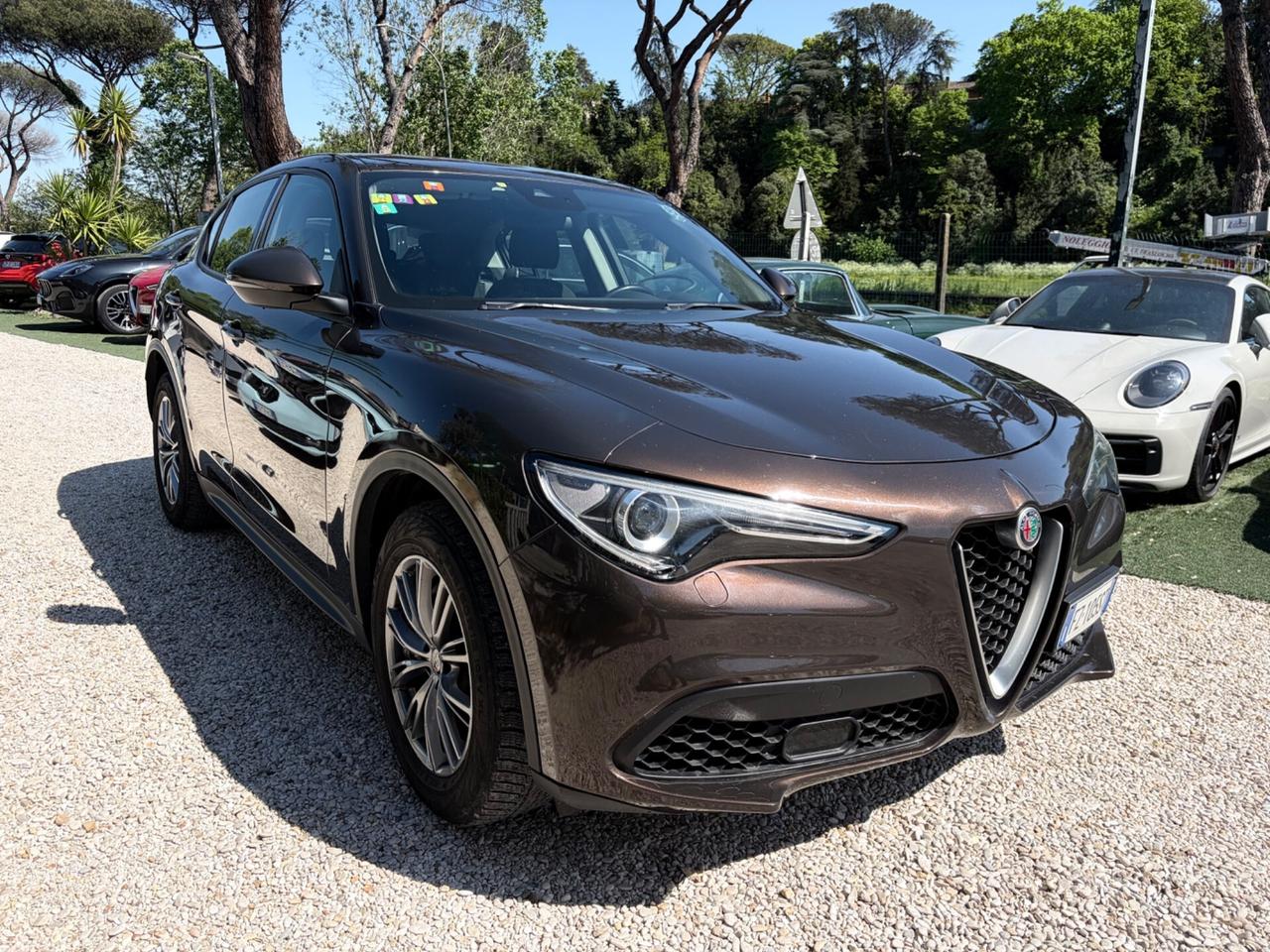Alfa Romeo Stelvio 2.2 Turbodiesel 160 CV AT8 RWD Business