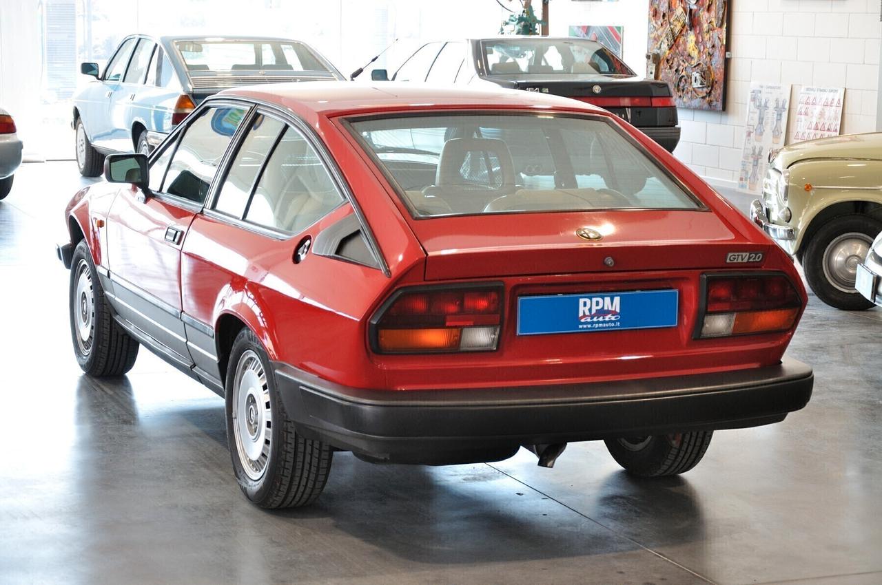 Alfa Romeo Alfetta GTV 2.0