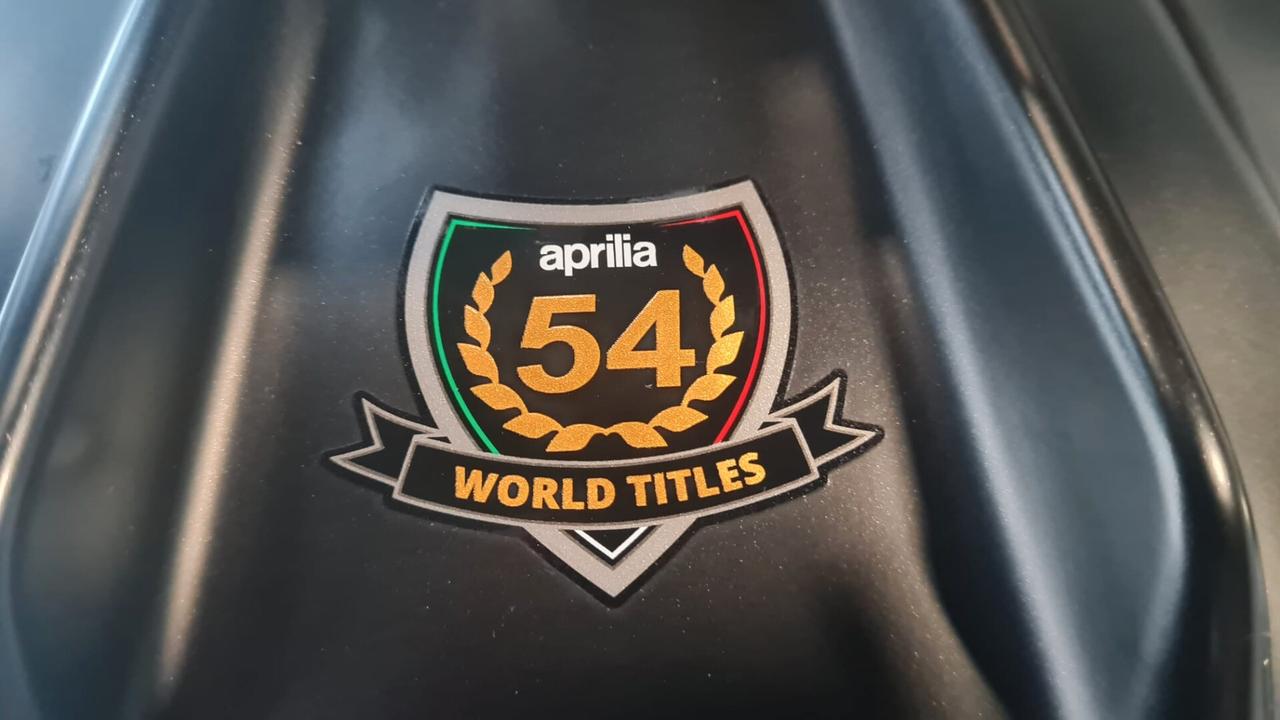 Aprilia Tuono 1000 R
