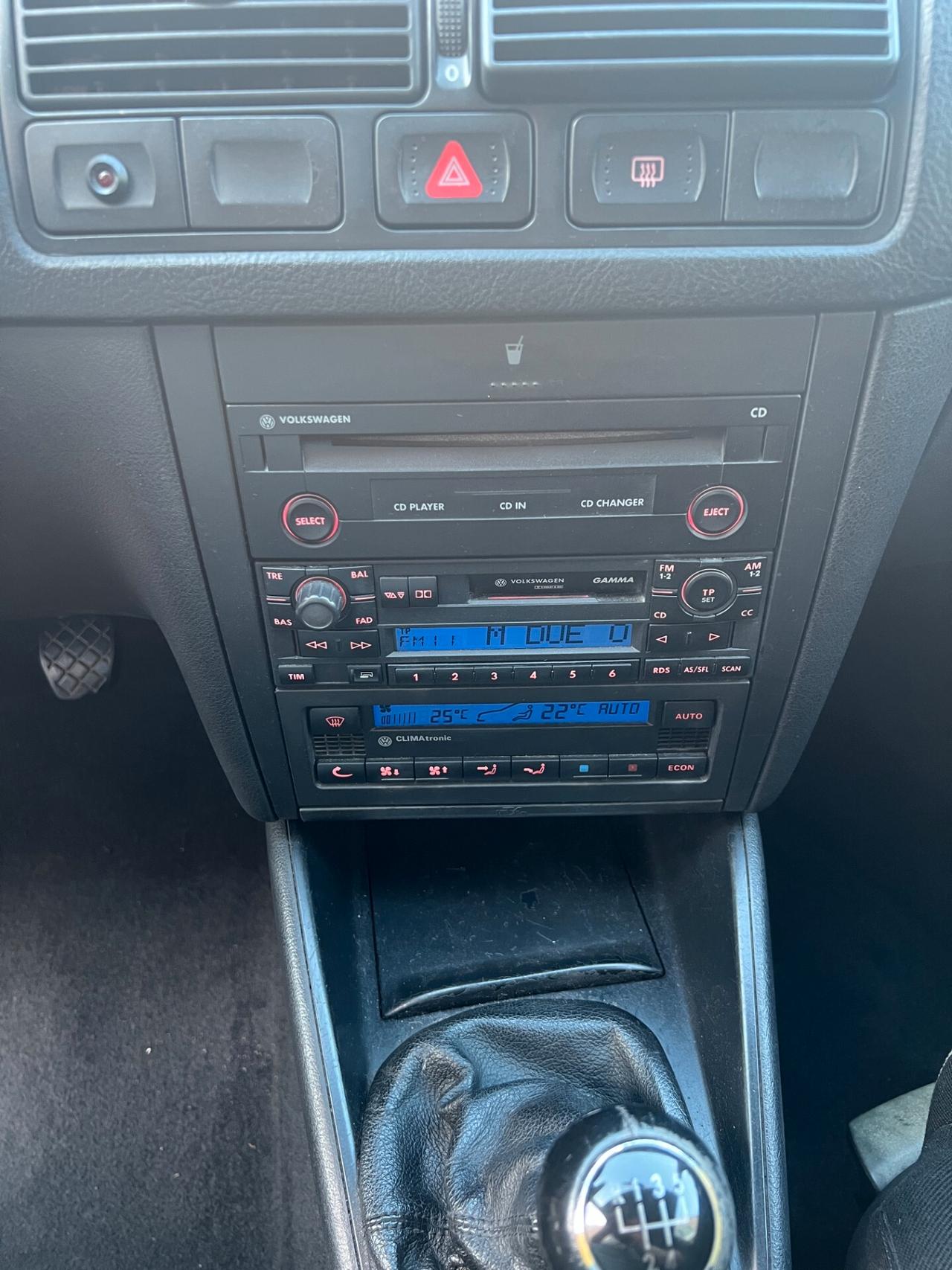 Volkswagen Golf 1.6 16V cat 3 porte Highline NEOPATENTATI