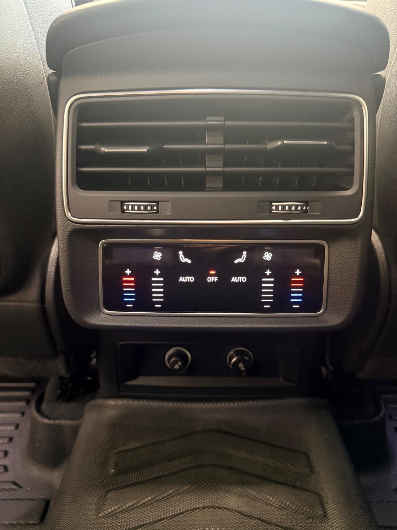 Audi Q8 50 TDI mhev (diesel/elettrica)286 CV quattro tiptronic Sport S-LINE,TETTO APRIBILE.LUCI SOFFUSE,