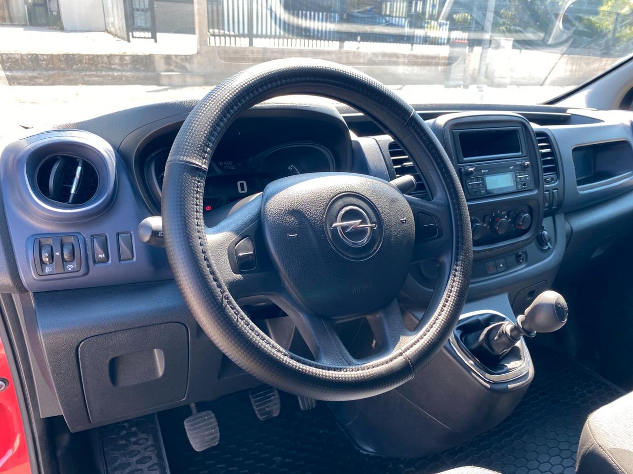 OPEL VIVARO CDTI
