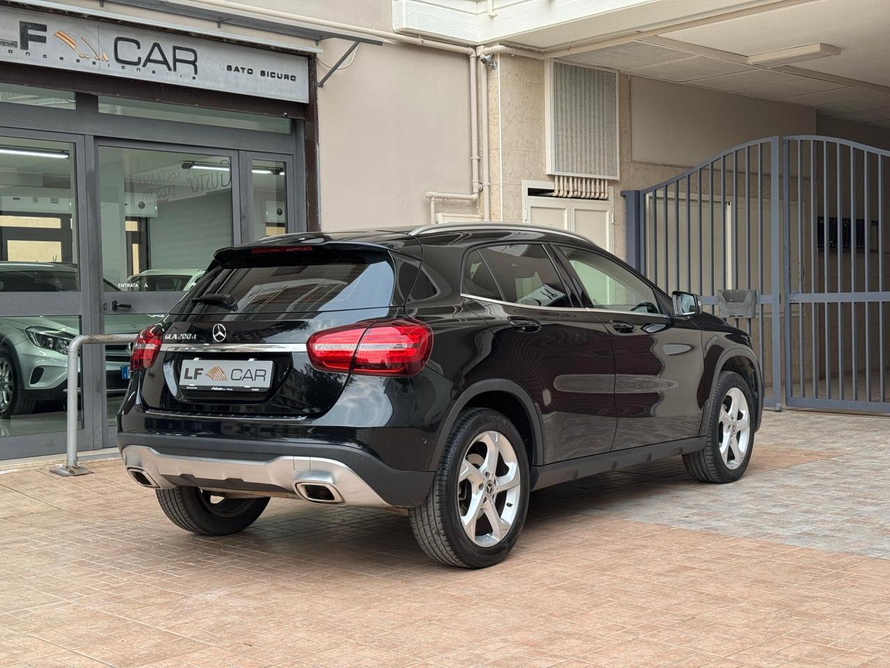 Mercedes-benz GLA 200 d Automatic Sport 2.2 136 cv