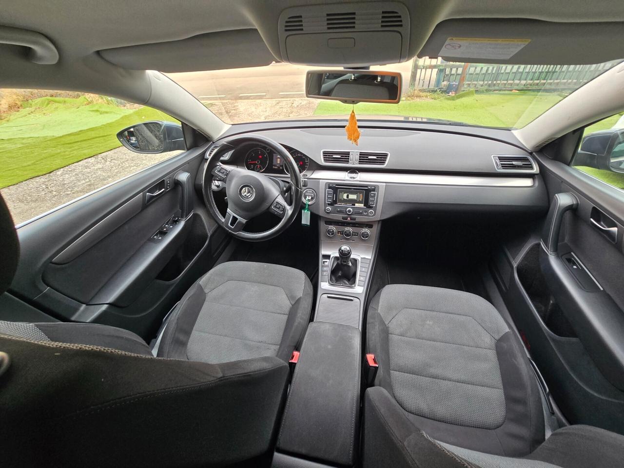 VW Passat Var. 1.6 TDI 105CV GARANZIA 12 MESI-2013