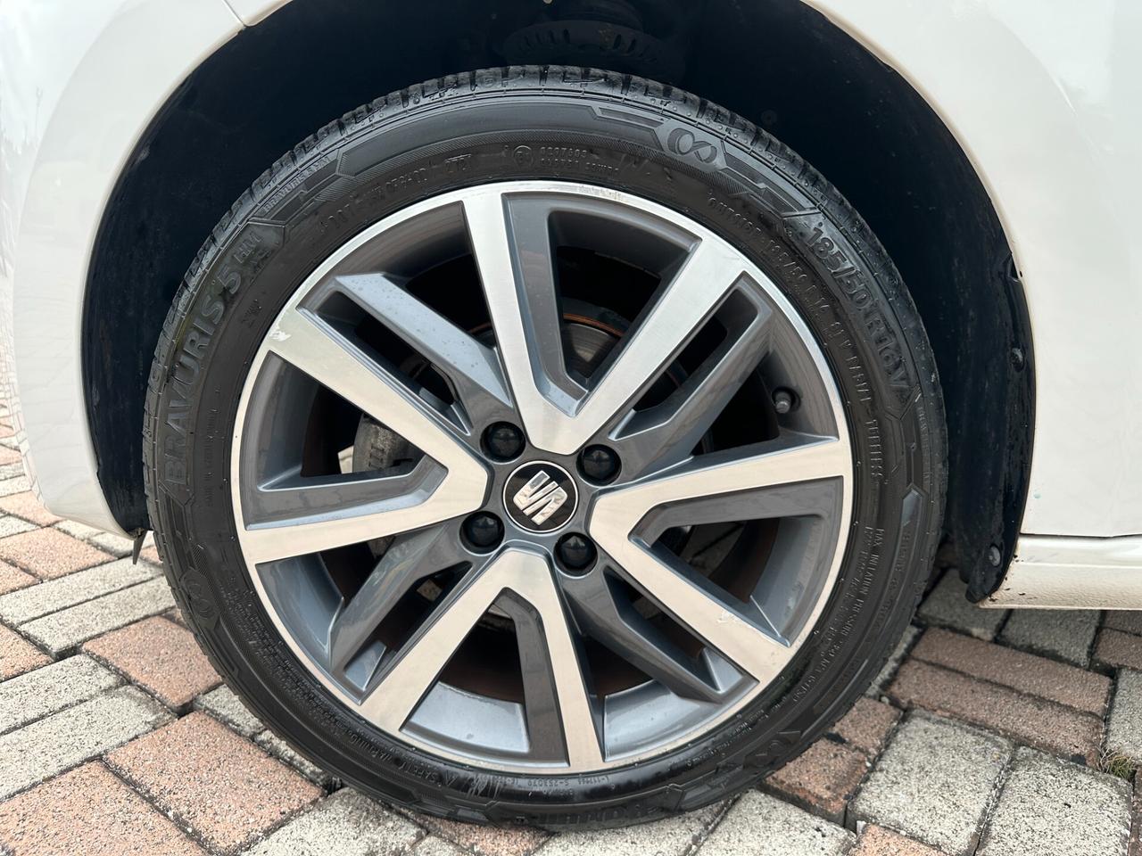 Seat Mii 1.0 68 CV 5 porte FR Line Ecofuel