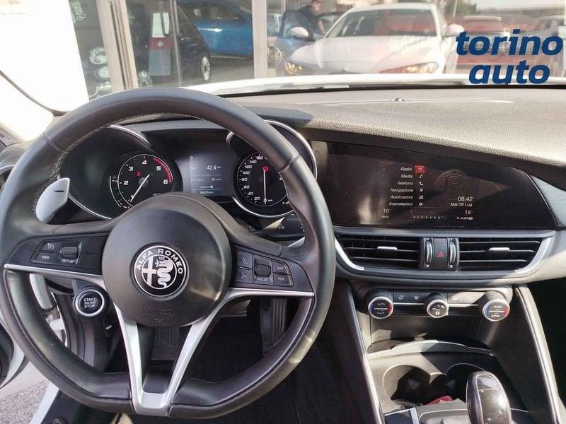 Alfa Romeo Giulia 2.2 Turbo AT8 150CV Business