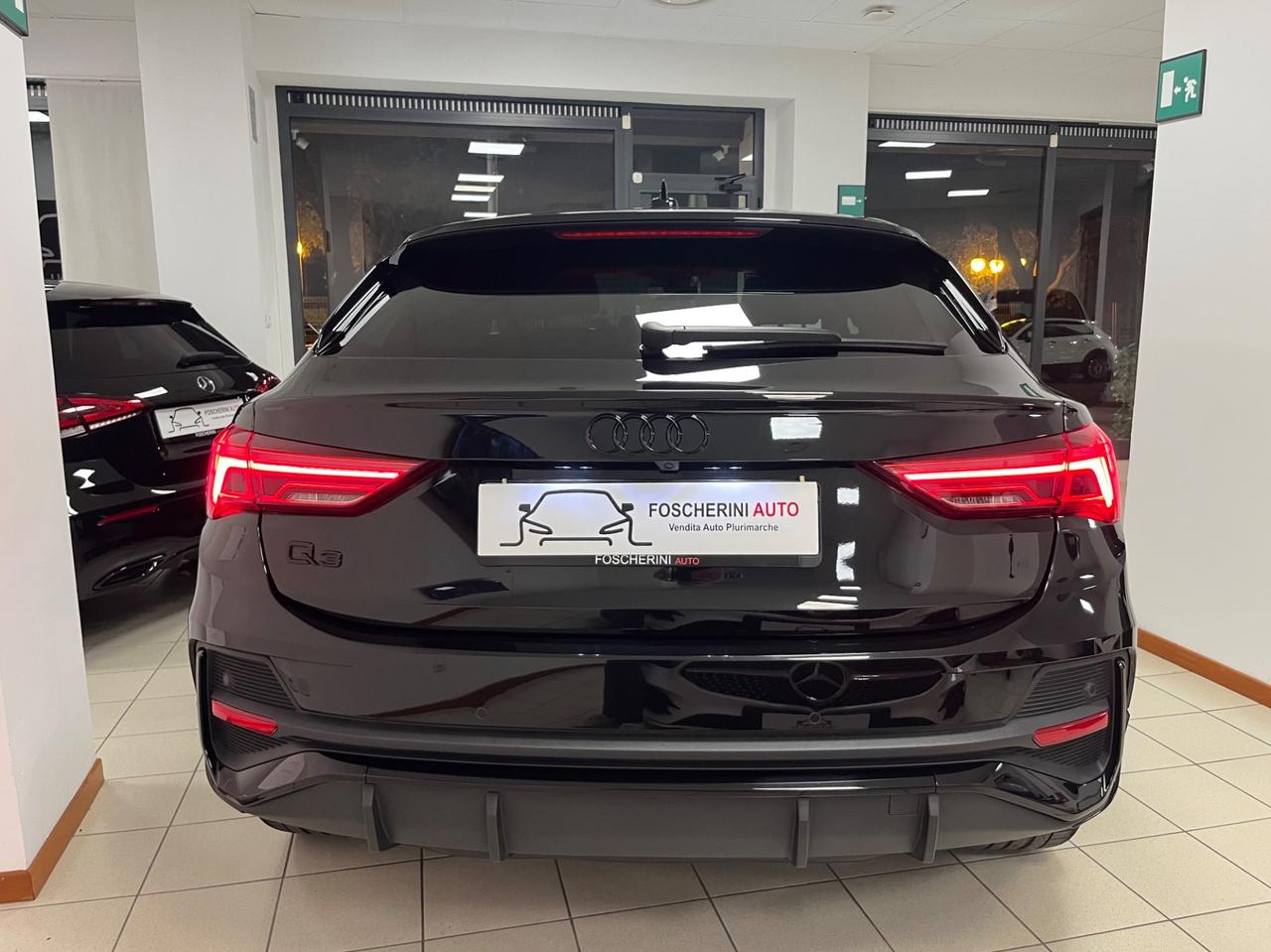 Audi Q3 SPB 35 TDI S-Line Identity Black 2024’